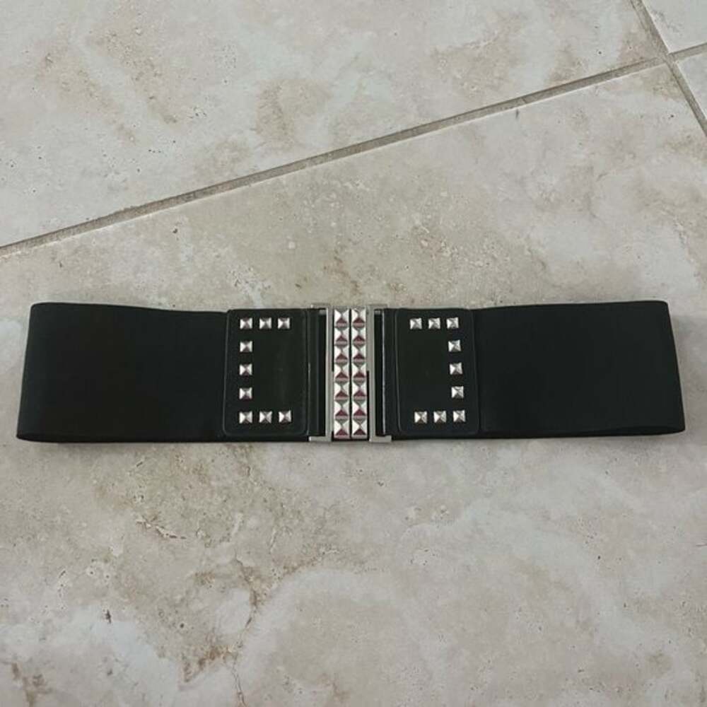 Steve Madden Studded clip in belt